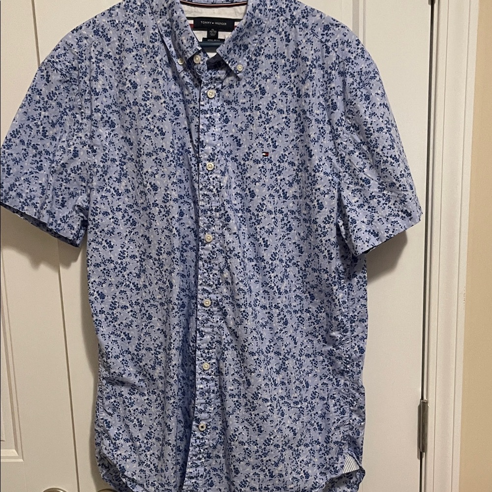 Tommy Hilfiger Men's Blue Patterned Shirt‎ size XL